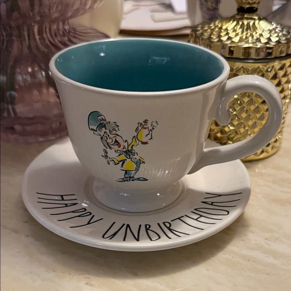 NWOT RAE DUNN x DISNEY - Alice In Wonderland Mad Hatter Teacup & Saucer